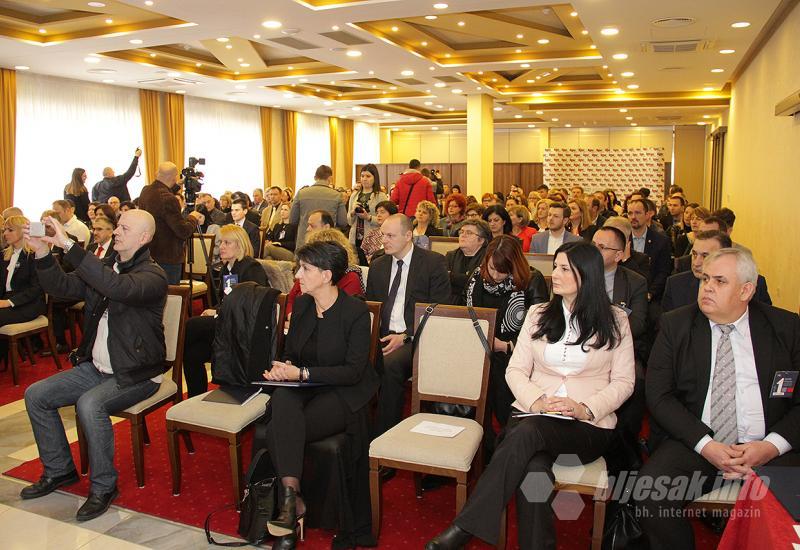 Želi se obrazovanje i znanje podići na višu razinu - Više od 150 školskih ravnatelja okupilo se u Mostaru